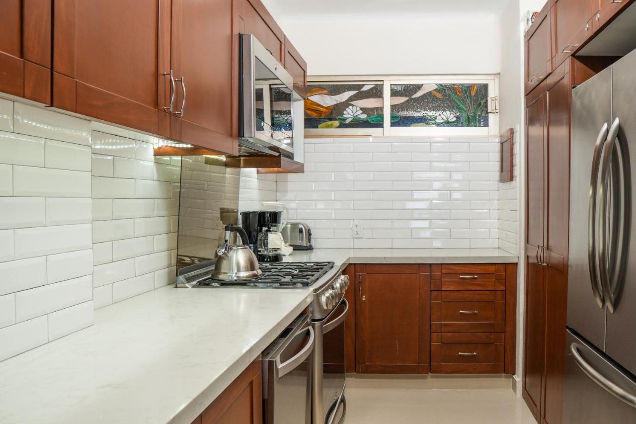 Ocean Front Condo With Pool Sleeps 6 Adults-Quinta Del Mar 203 Nuevo Vallarta Exterior photo